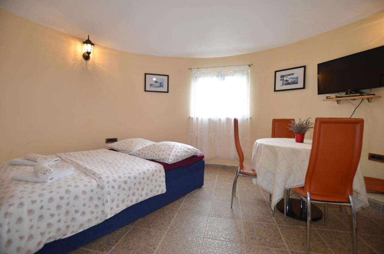 Zminj Apartments Extérieur photo