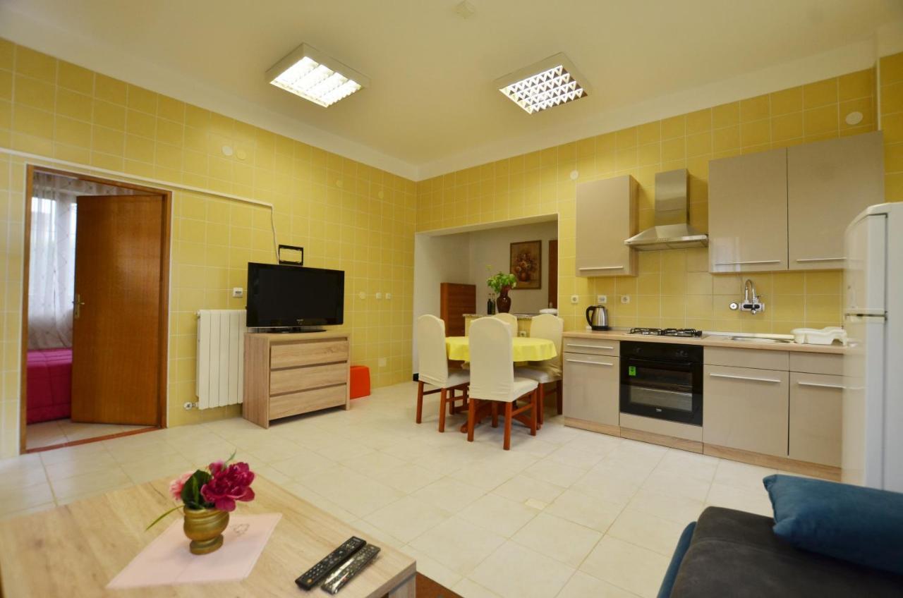 Zminj Apartments Extérieur photo