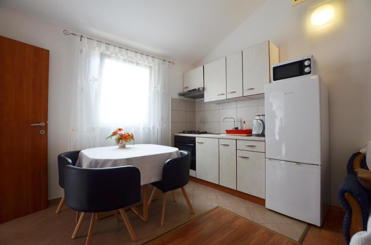 Zminj Apartments Extérieur photo